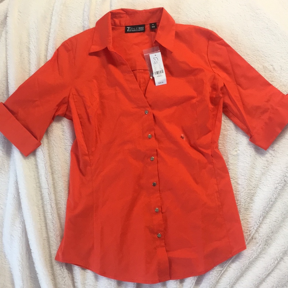 ☄️NEW YORK & COMPANY BRIGHT ORANGE BUTTON UP☄️